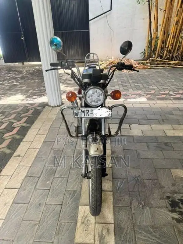 Suzuki GN 125 2006