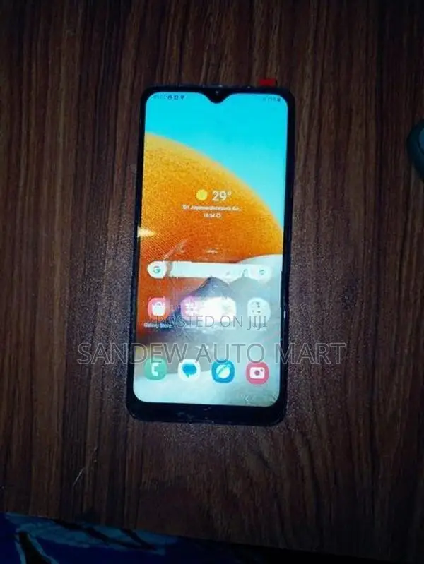 Samsung Galaxy A32 . (Used)