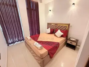 Holiday Furnished Apartment in Mount Lavinia