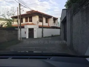 House for Sale in Boralesgamuva