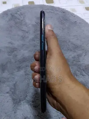 Samsung Galaxy A10s 2GB 32GB (Used)
