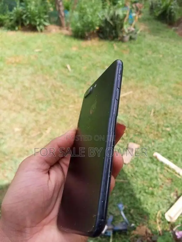 Apple iPhone 7 Plus (Used)