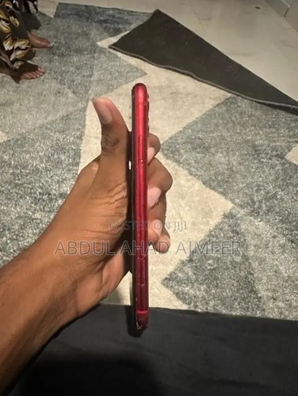 Apple iPhone 11 (Used)