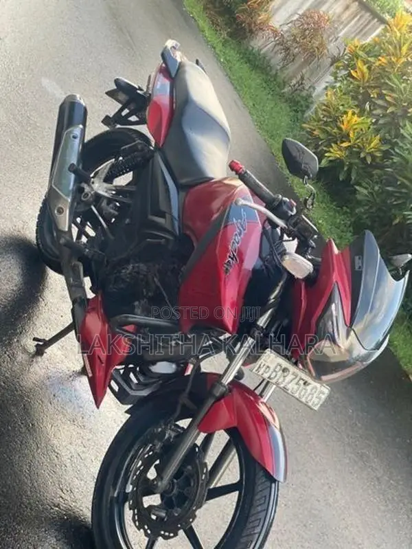 TVS Apache 2014
