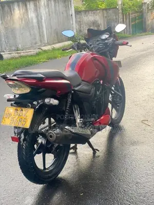 TVS Apache 2014