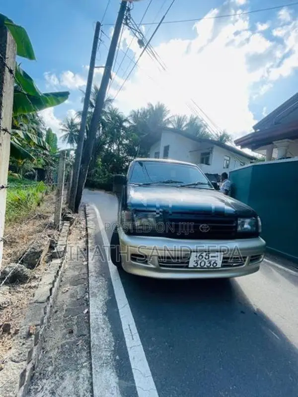 Toyota Kijang 1996