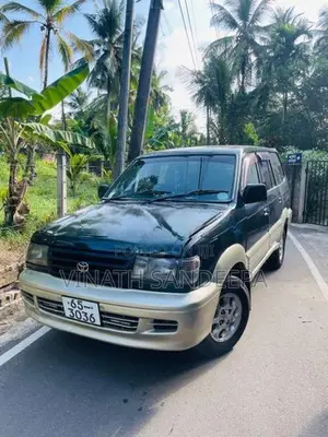 Toyota Kijang 1996