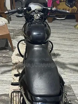 Bajaj Pulsar 150 2015