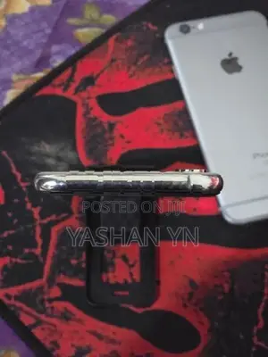 Apple iPhone XS 512GB (Used)