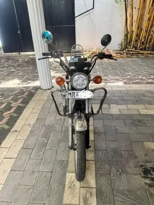 Suzuki GN 125 2005