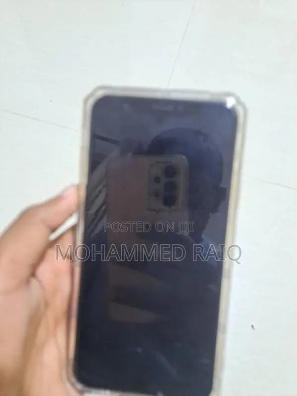 Apple iPhone X (Used)