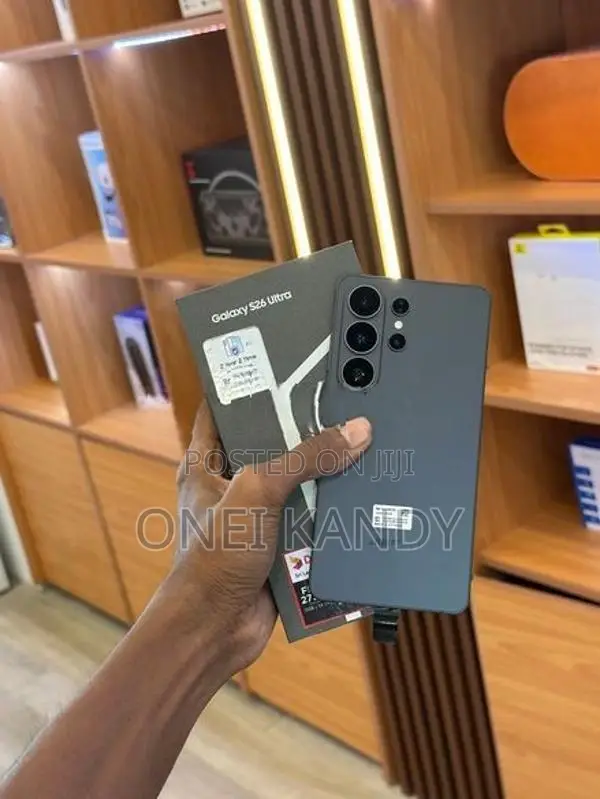Samsung 12GB 256GB (Used)