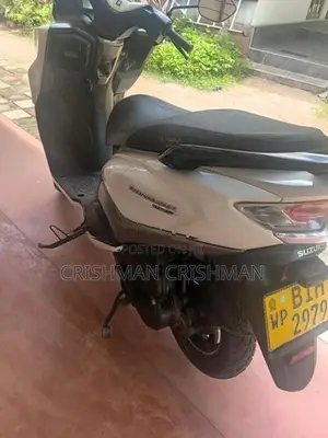 Suzuki Burgman 125 2019