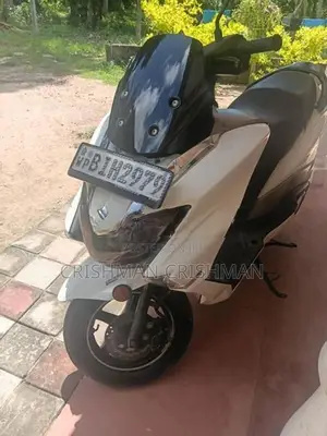 Suzuki Burgman 125 2019