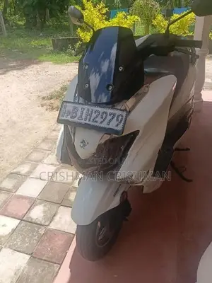 Suzuki Burgman 125 2019