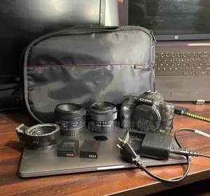 Canon M50