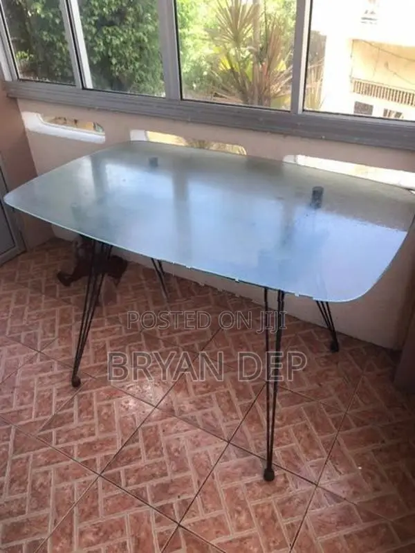Furniture Tables with Chairs