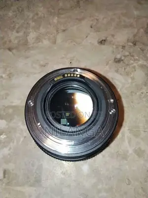 Canon 50mm f/1.4 Prime Gold Ring