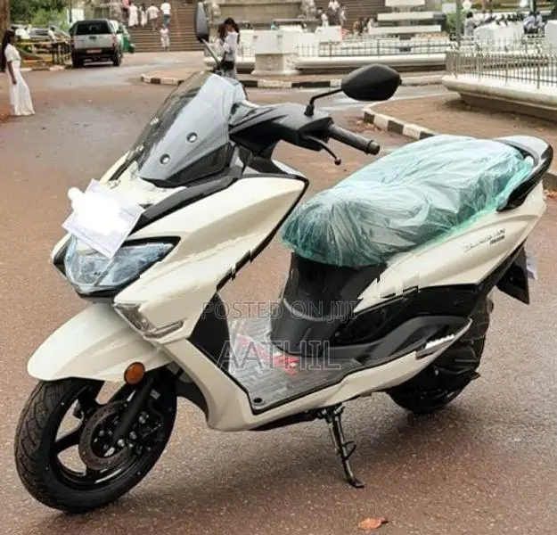 Suzuki Burgman 125 2026