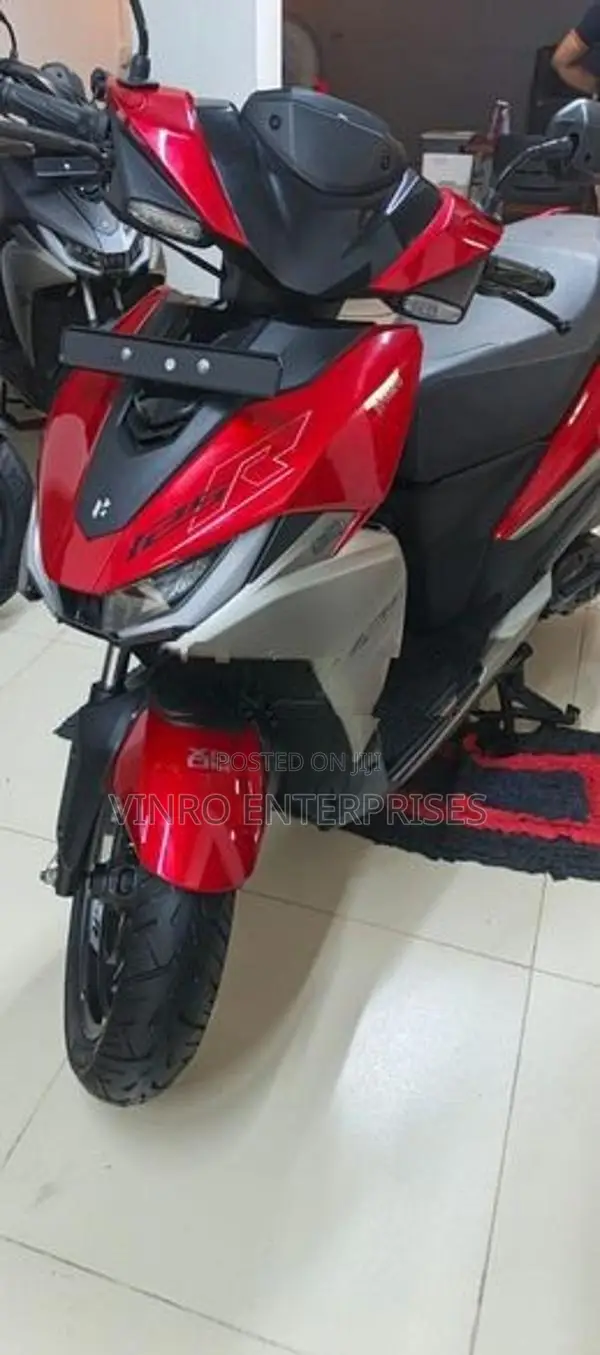 Hero XOOM 125R 2026
