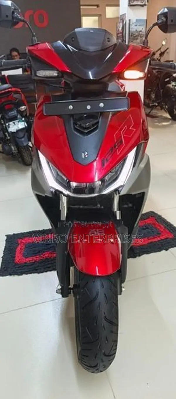 Hero XOOM 125R 2026