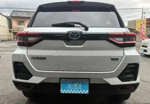 Toyota Raize Hybrid Z 2024