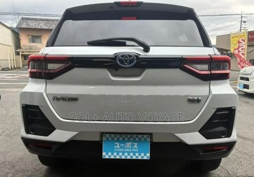 Toyota Raize Hybrid Z 2024