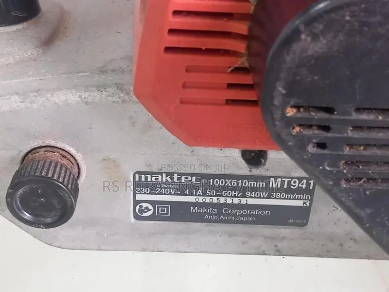 Maktec Electric Planer