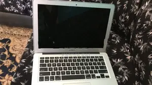 Apple MacBook Air