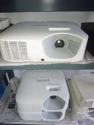 Multimedia projector CASIO XJ-V10X lumens 3300
