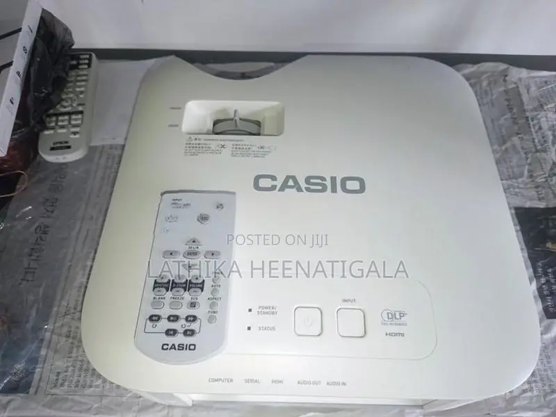 Multimedia projector CASIO XJ-V10X lumens 3300