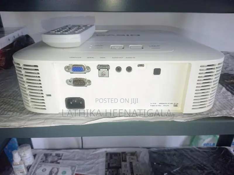 Multimedia projector CASIO XJ-V10X lumens 3300