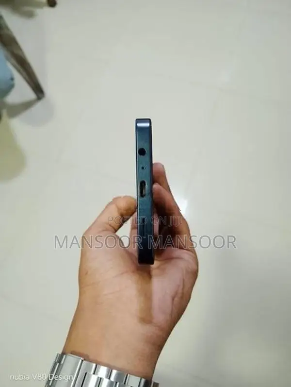 Samsung Galaxy A06 (Used)