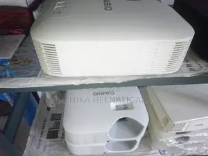 Multimedia projector CASIO XJ-V10X lumens 3300