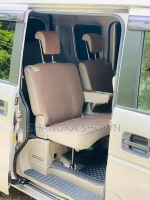 Nissan Clipper 2015