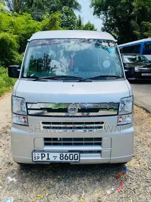 Nissan Clipper 2015