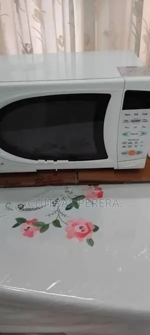 LG Microwaveoven with Grill and Convection