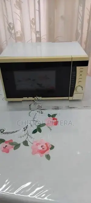 Sunny Microwave Oven