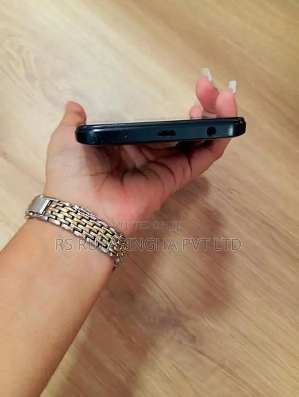 Xiaomi Redmi A2 plus 2GB/32GB (Used)
