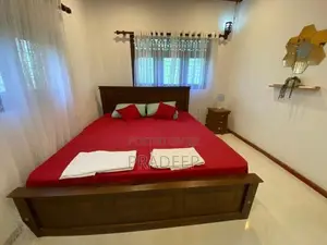 4 Bedrooms House for Rent in Weligama