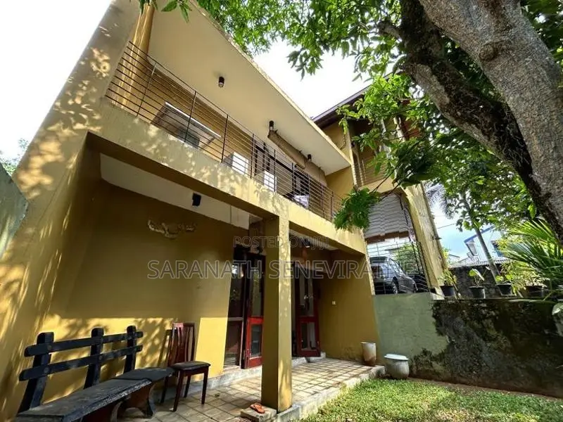 Luxury House With 3 Bedrooms Bathrooms - Baddagana Kotte