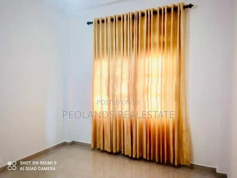 (RH249) Two Storey House for Sale in Bandaragama