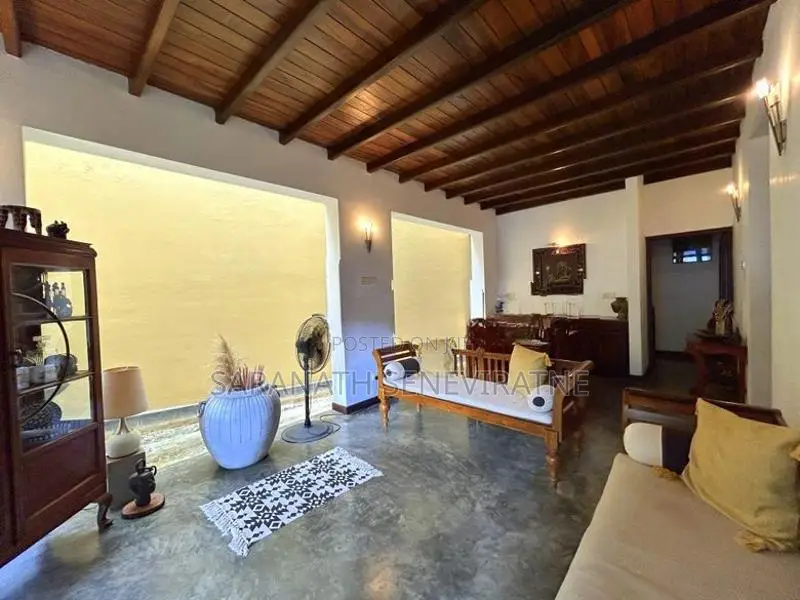 Luxury House With 3 Bedrooms Bathrooms - Baddagana Kotte