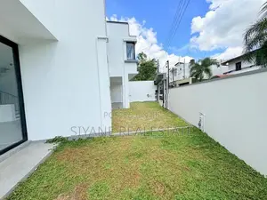 Luxury House for Sale in Battamulla