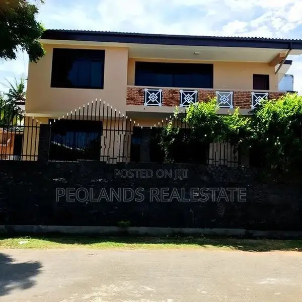 (NH475) Two Storey House for Sale in Mount Lavinia