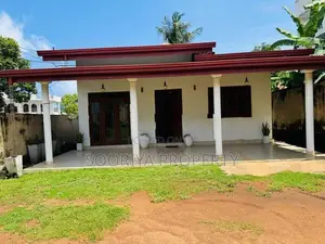30 Perches Land for Sale in Nugegoda Town