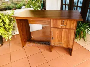 New Melamine Office Table