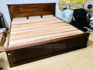 New 6*6 72*72 Teak King Box Bed