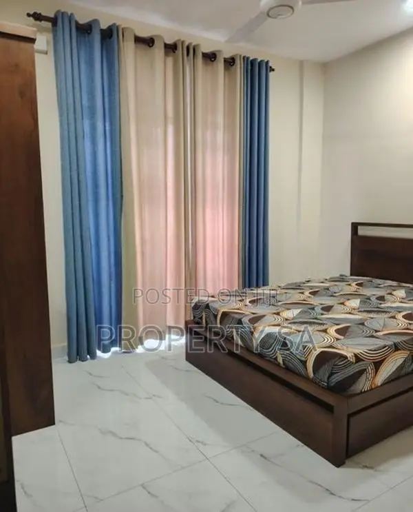 4 Bedroom Apartment for Rent in Mount lavania
