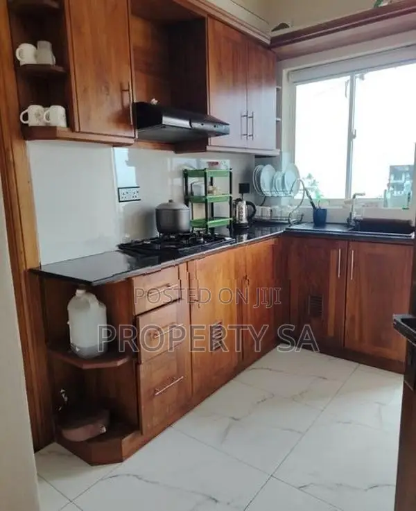 4 Bedroom Apartment for Rent in Mount lavania